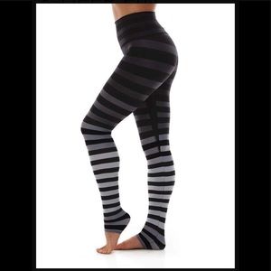 NWT K-DEER Full Legging - Jody